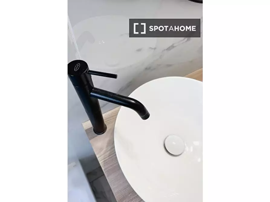 Immagine 18 di Appartamento in affitto  in Via Montecatini a Milano