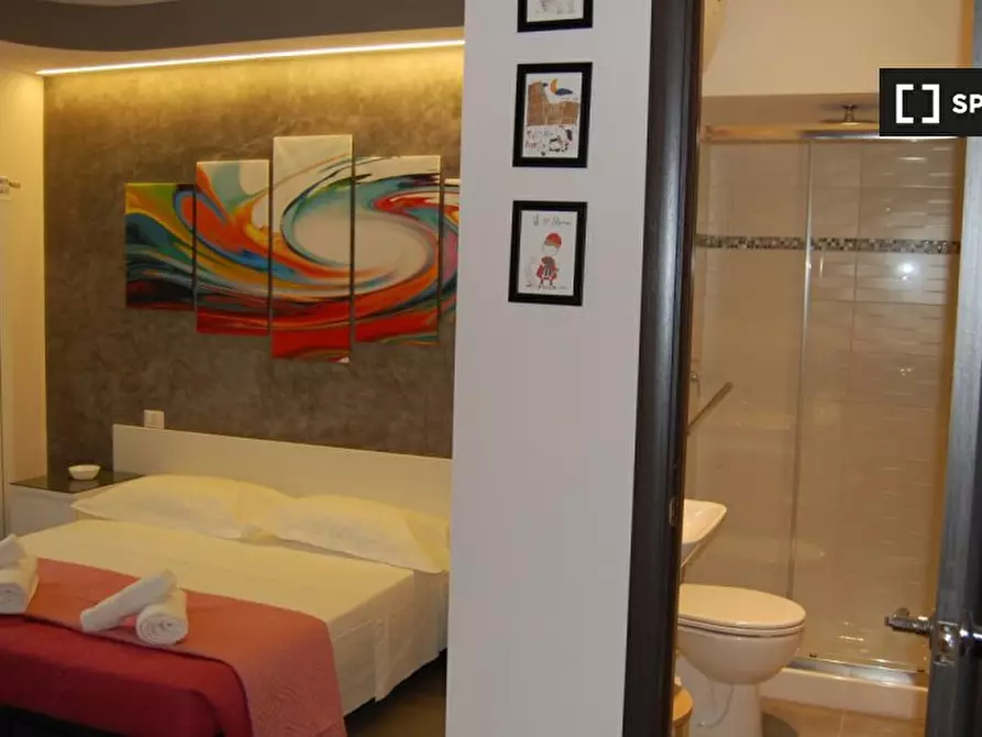 Immagine 4 di Camera condivisa in affitto  in Viale dello Scalo S. Lorenzo a Roma