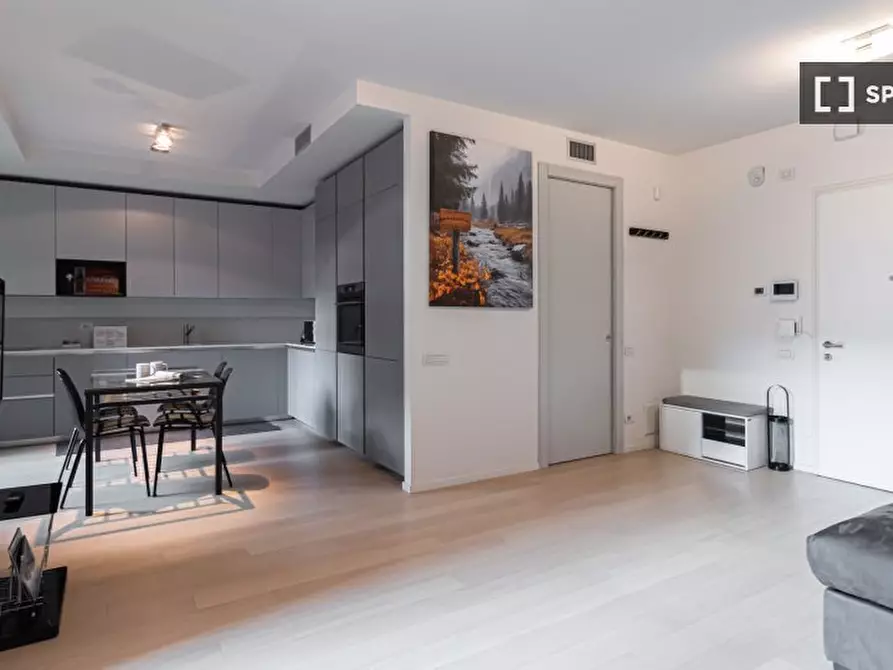 Immagine 1 di Appartamento in affitto  in Via Papi a Milano