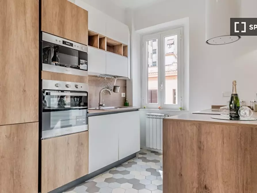 Immagine 2 di Appartamento in affitto  in Via Gabrio Serbelloni a Roma