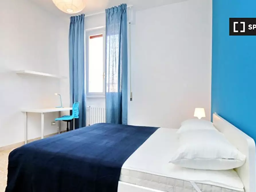 Immagine 17 di Camera condivisa in affitto  in Via Vincenzo Bellini a Firenze