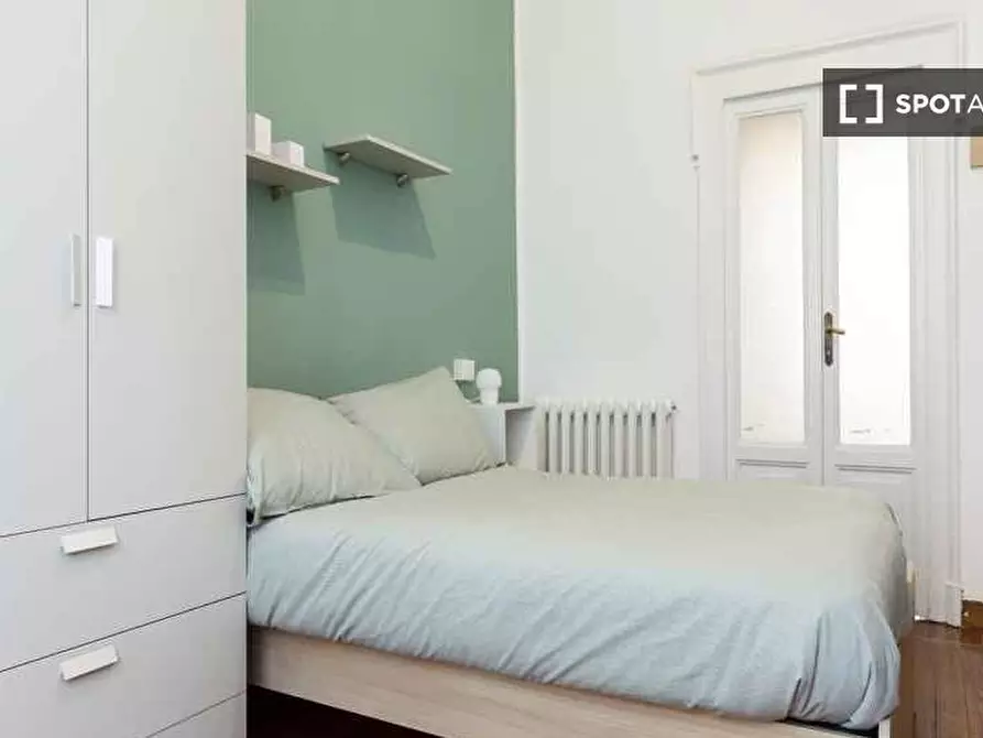 Immagine 3 di Camera condivisa in affitto  in Via Giovanni Paisiello a Milano