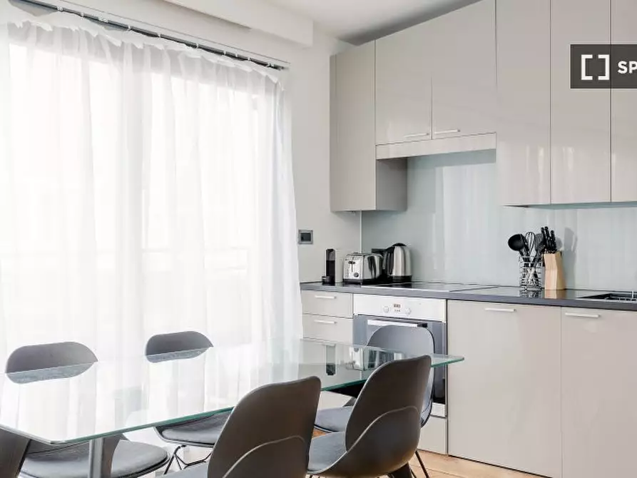 Immagine 14 di Appartamento in affitto  in Apartment a Kensington