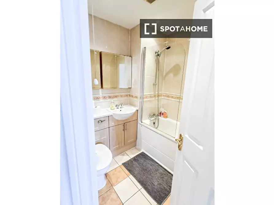 Immagine 10 di Appartamento in affitto  in Drake Court a Camberwell