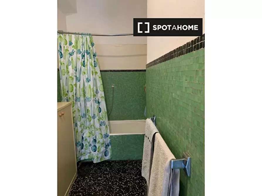 Immagine 5 di Camera condivisa in affitto  in Viale Misurata a Milano