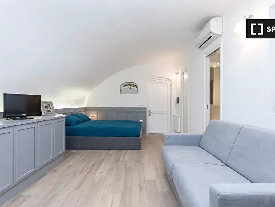 Immagine 7 di Appartamento in affitto  in Via di S. Giovanni Decollato a Roma