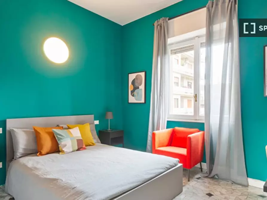 Immagine 1 di Camera condivisa in affitto  in Viale Vittorio Veneto a Milano