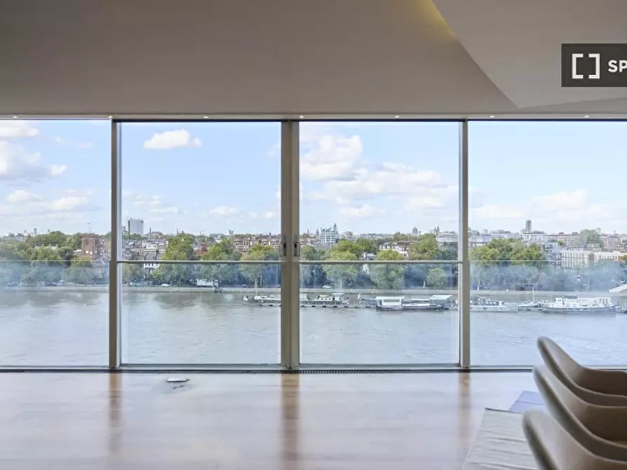 Immagine 14 di Appartamento in affitto  in Hester Rd a Wandsworth
