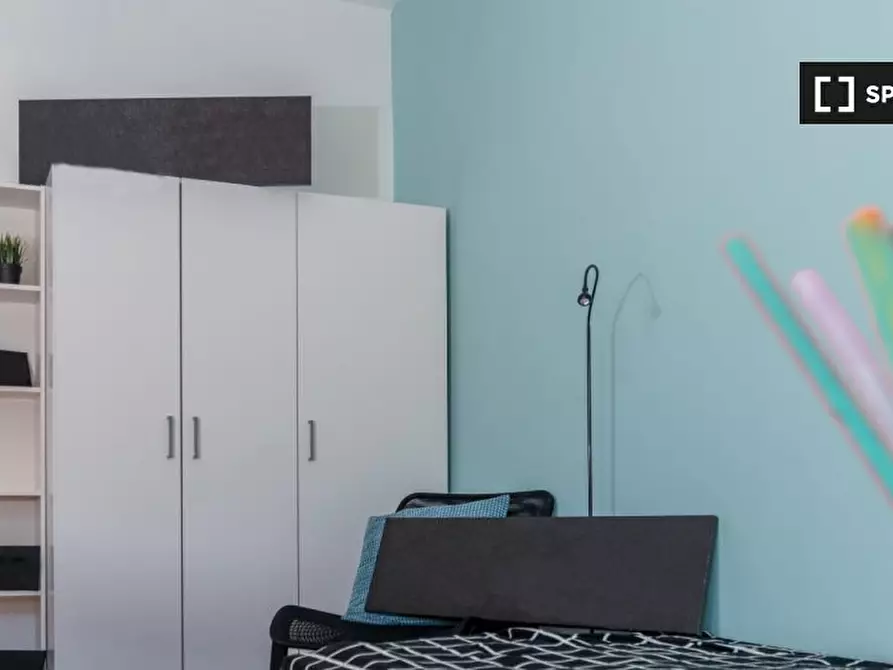 Immagine 3 di Camera condivisa in affitto  in Via Antonio Rosmini a Trento