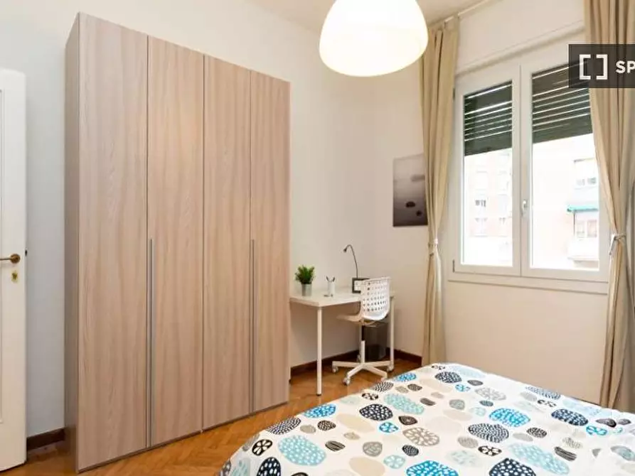 Immagine 2 di Camera condivisa in affitto  in Via Cairoli a Bologna