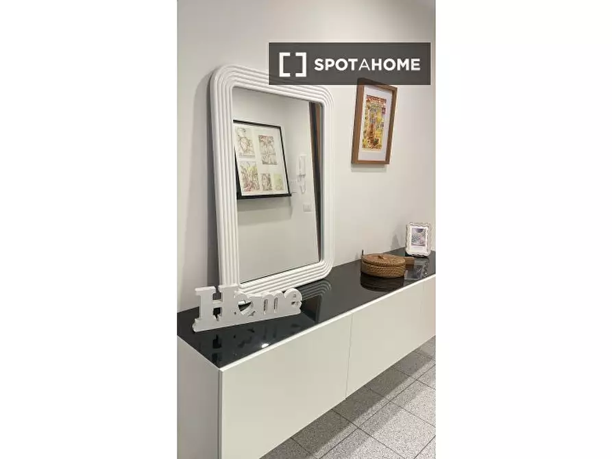 Immagine 14 di Appartamento in affitto  in Via Ivrea a Roma