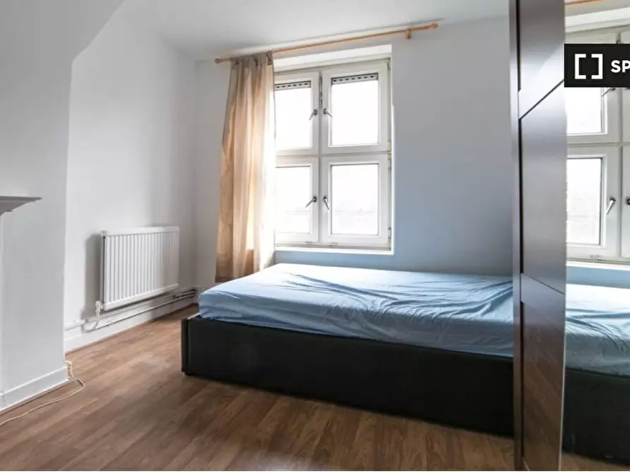 Immagine 3 di Camera condivisa in affitto  in Aston House a Lambeth