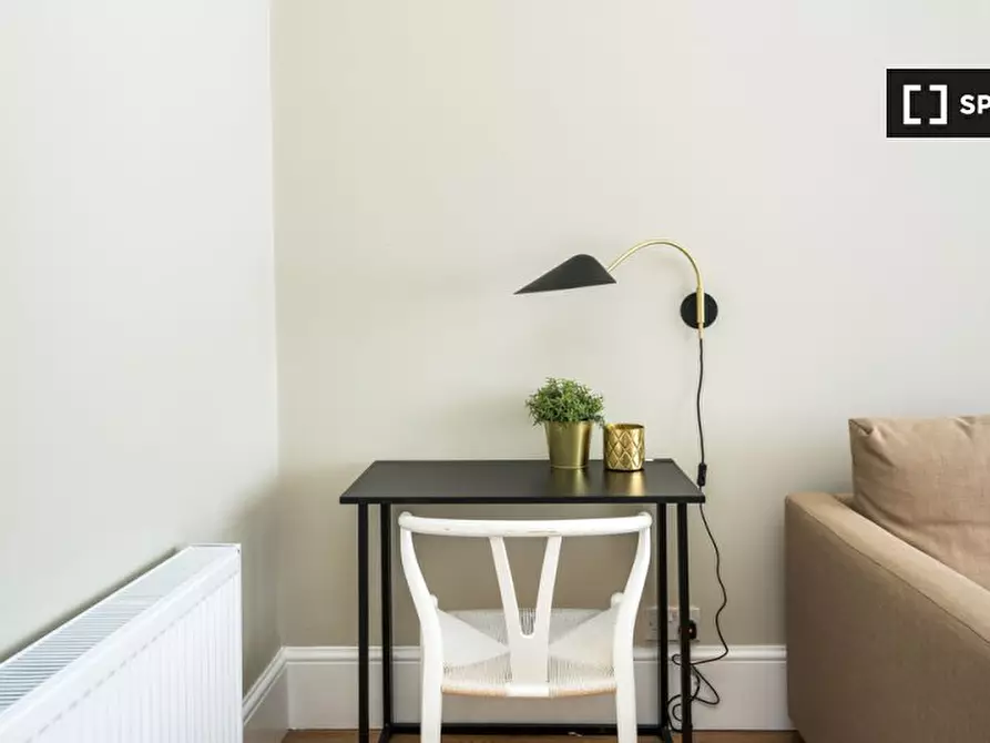 Immagine 2 di Appartamento in affitto  in Ambrose Ave a Barnet