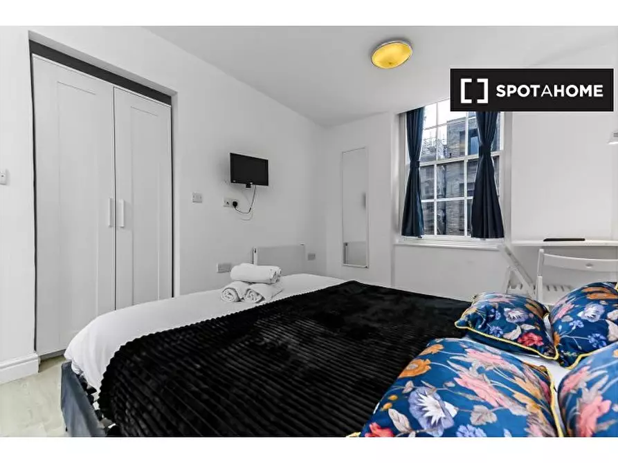 Immagine 7 di Appartamento in affitto  in Tottenham St a Camden Town