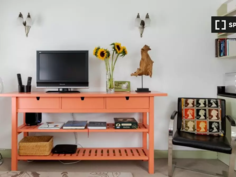 Immagine 11 di Appartamento in affitto  in Neal St a Camden Town