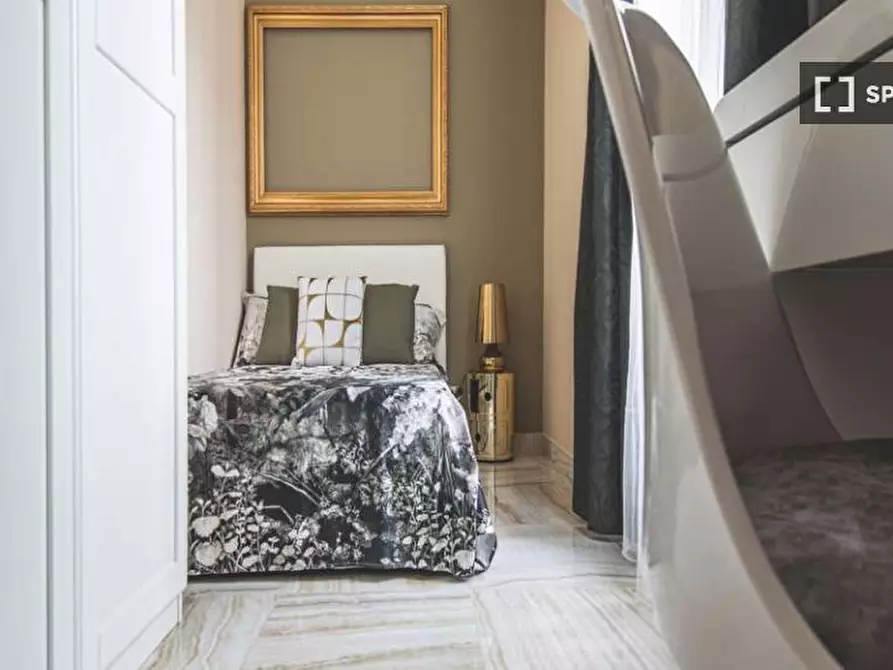 Immagine 3 di Camera condivisa in affitto  in Viale Nazario Sauro a Milano