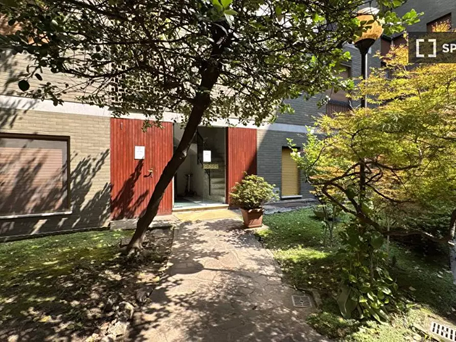 Immagine 13 di Appartamento in affitto  in Via Francesco de Sanctis a Milano