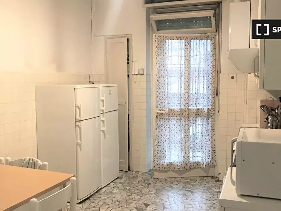 Immagine 3 di Camera condivisa in affitto  in Viale Beatrice D'Este a Milano