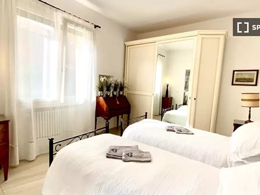 Immagine 4 di Appartamento in affitto  in Via San Domenico a Bologna