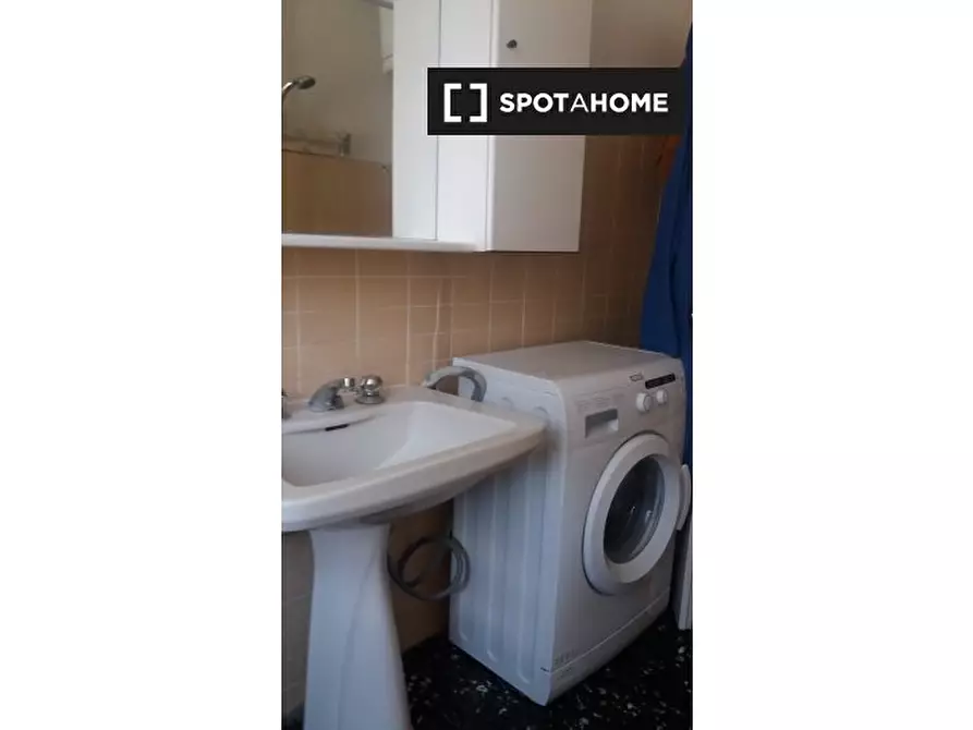 Immagine 9 di Camera condivisa in affitto  in via Antonio da Trento a Trento