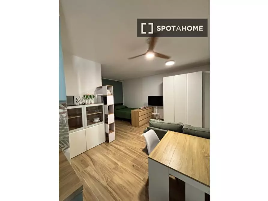 Immagine 10 di Appartamento in affitto  in Via del Labaro a Roma