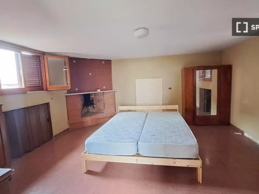 Immagine 9 di Camera condivisa in affitto  in Vicolo delle Lucarie a Roma