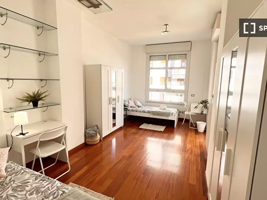 Immagine 19 di Camera condivisa in affitto  in Via Francesco Brioschi a Milano