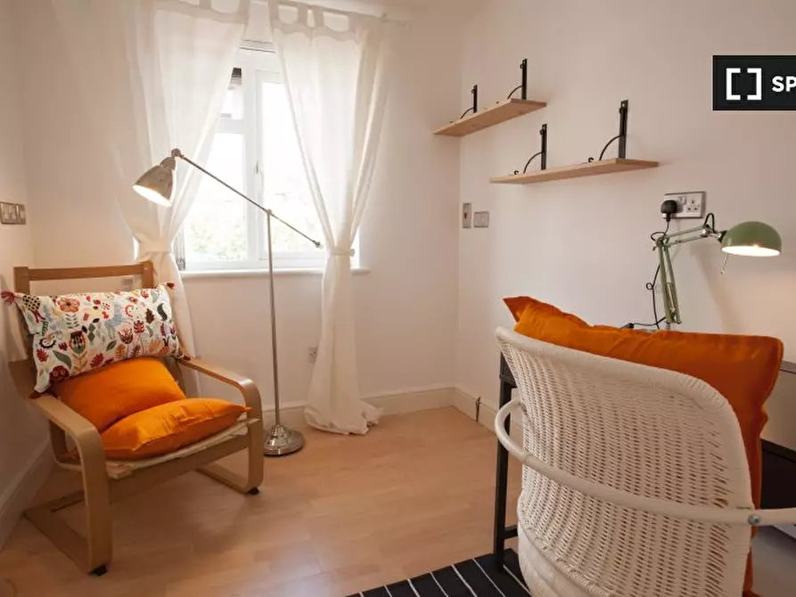 Immagine 10 di Camera condivisa in affitto  in Thirsk Road a Merton