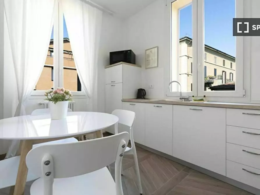 Immagine 4 di Appartamento in affitto  in Via Giuseppe Massarenti a Bologna