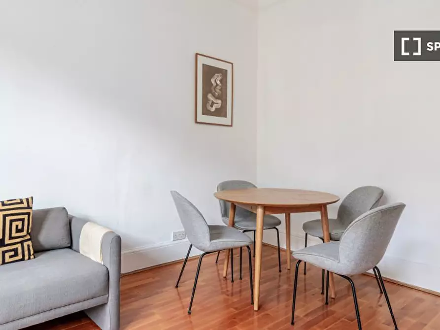 Immagine 5 di Appartamento in affitto  in Clanricarde Gardens a Paddington