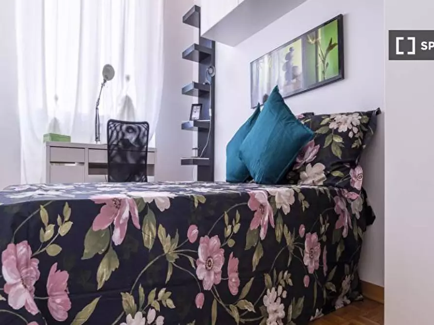 Immagine 2 di Camera condivisa in affitto  in Via Privata Poggibonsi a Milano