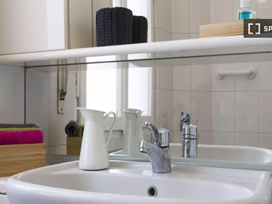 Immagine 19 di Camera condivisa in affitto  in Via Salvatore Barzilai a Milano