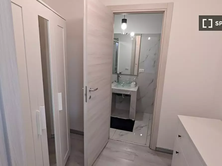 Immagine 14 di Camera condivisa in affitto  in Via Claudia a Milano