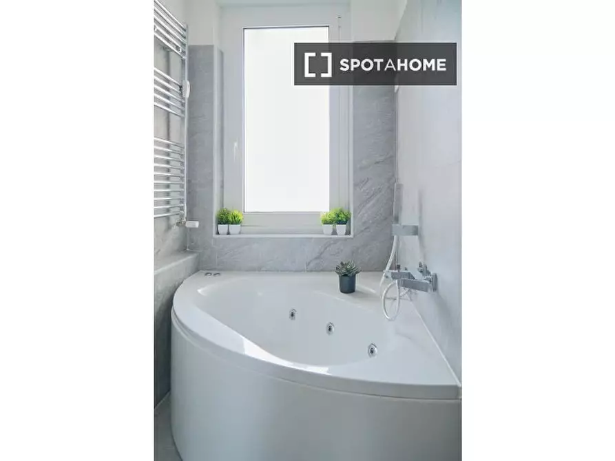 Immagine 14 di Appartamento in affitto  in Via Gabriello Chiabrera a Roma