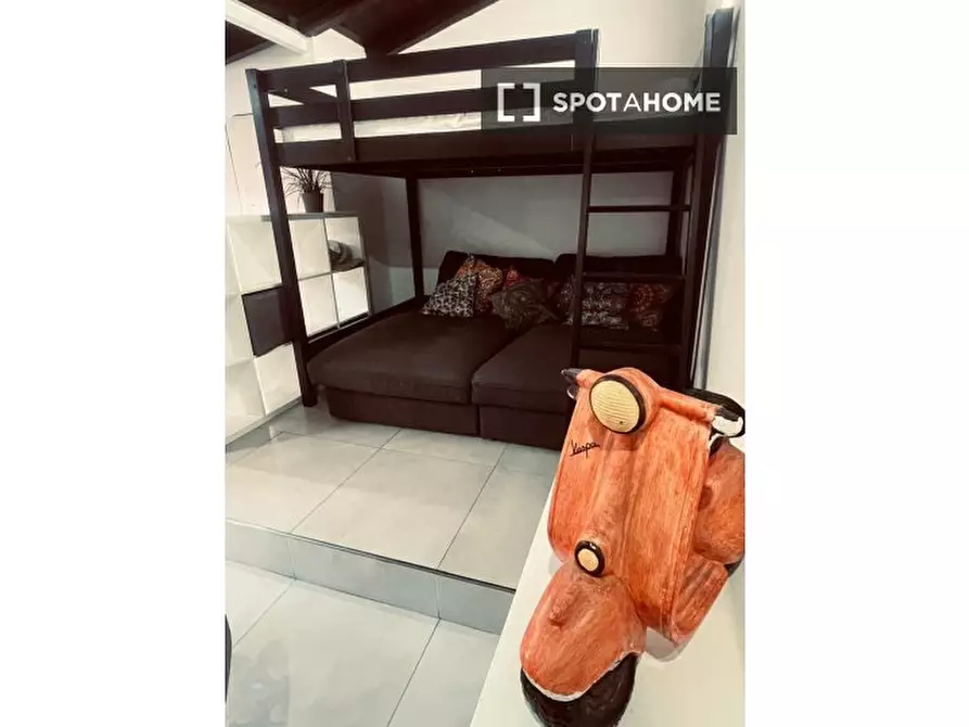 Immagine 8 di Ufficio in affitto  in Viale di Tor di Quinto a Roma