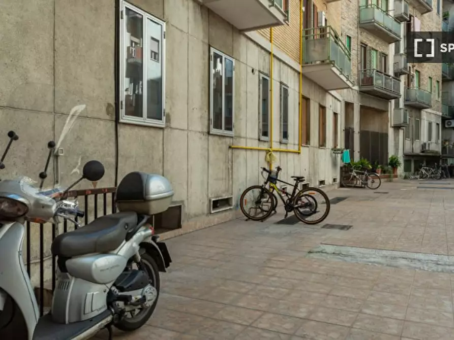 Immagine 16 di Camera condivisa in affitto  in Corso Di Porta Romana a Milano