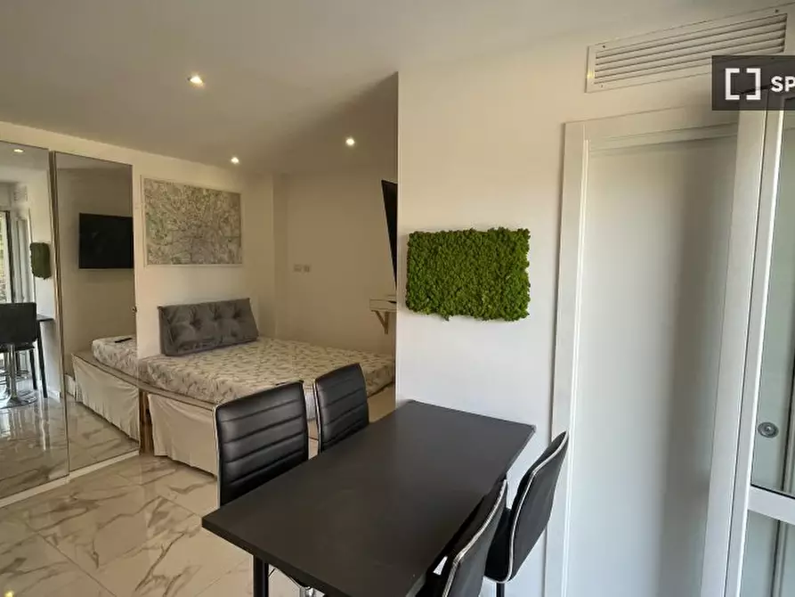 Immagine 12 di Ufficio in affitto  in Via Bari a Milano