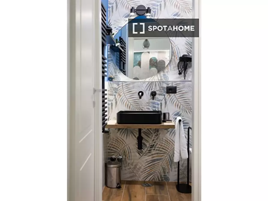 Immagine 11 di Appartamento in affitto  in Via Saluzzo a Roma