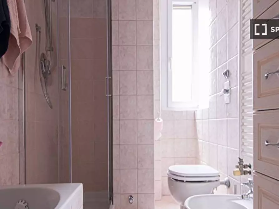 Immagine 10 di Camera condivisa in affitto  in Via Risorgimento Milan a Sesto San Giovanni