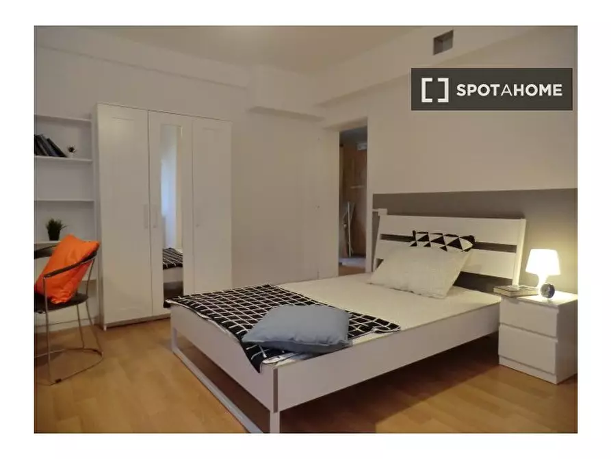 Immagine 18 di Camera condivisa in affitto  in Via Pietro Canal a Padova