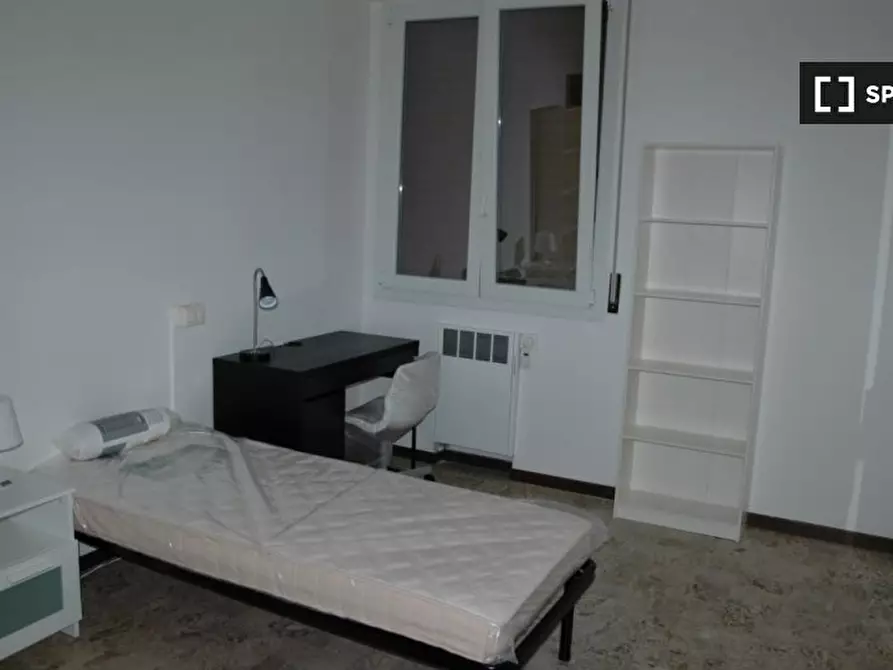 Immagine 17 di Camera condivisa in affitto  in Via Savena Antico a Bologna