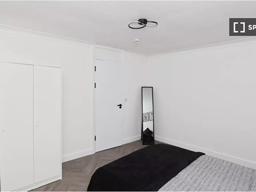 Immagine 11 di Appartamento in affitto  in Wyldfield Gardens a Enfield