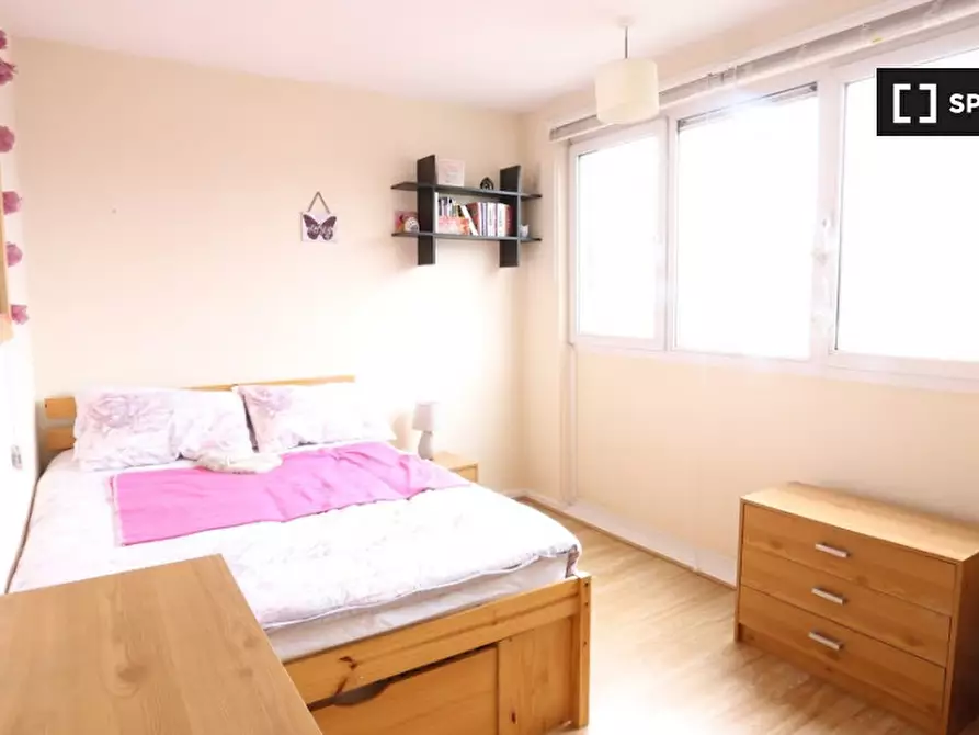 Immagine 11 di Camera condivisa in affitto  in Ivanhoe House a Poplar