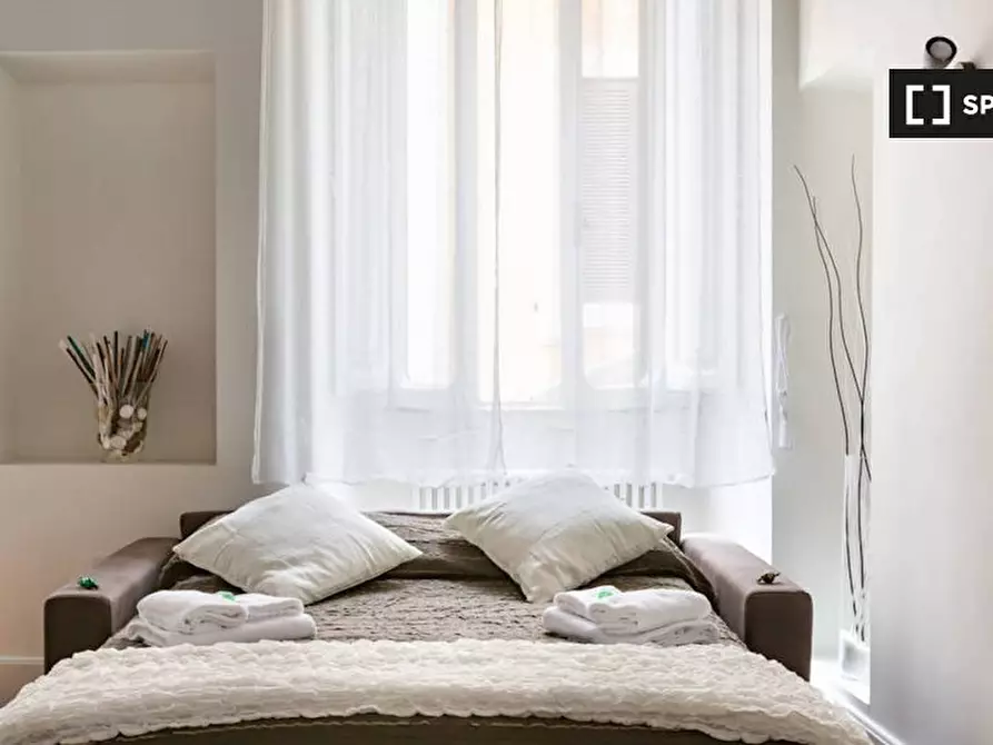 Immagine 11 di Appartamento in affitto  in Via di Campo Marzio a Roma