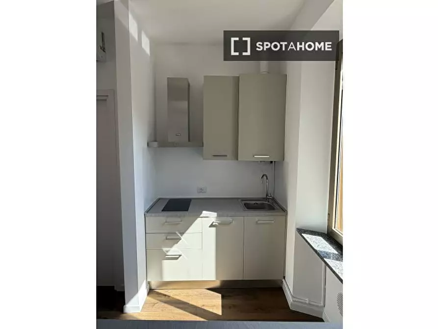 Immagine 3 di Appartamento in affitto  in Via Ascanio Sforza a Milano