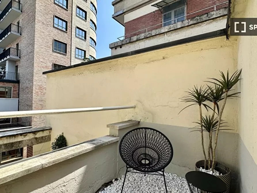Immagine 6 di Appartamento in affitto  in Via Giulio Tarra a Milano