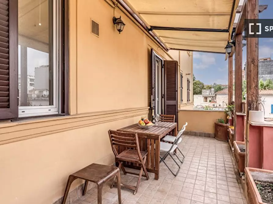 Immagine 17 di Appartamento in affitto  in Via dei Savorgnan a Roma