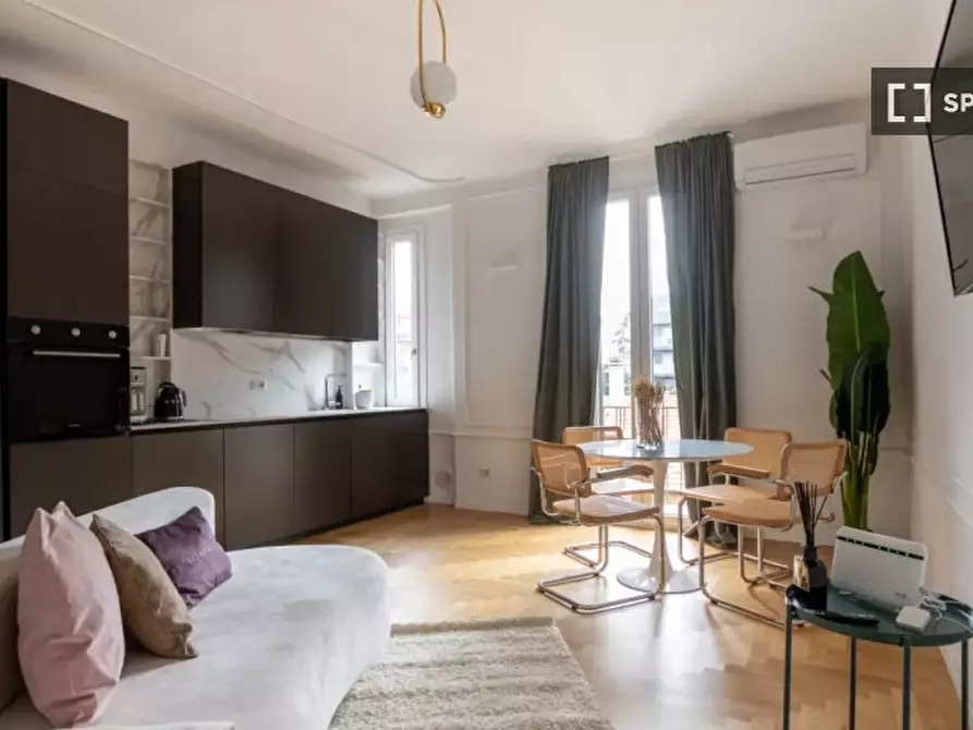 Immagine 2 di Appartamento in affitto  in Via Novara a Milano