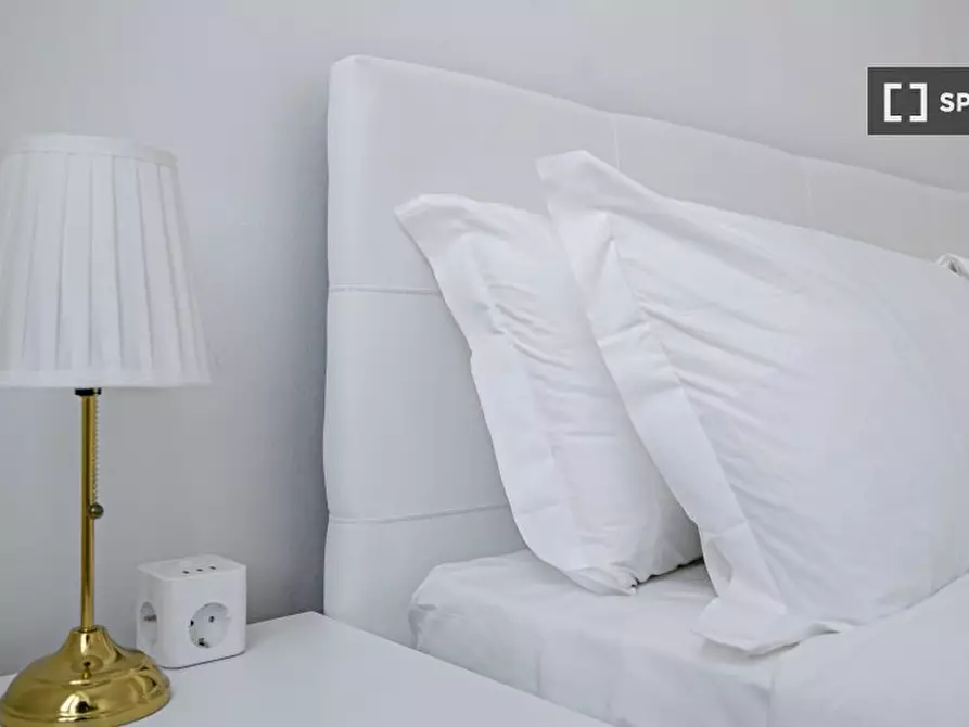 Immagine 19 di Appartamento in affitto  in Via dell'Orso a Milano