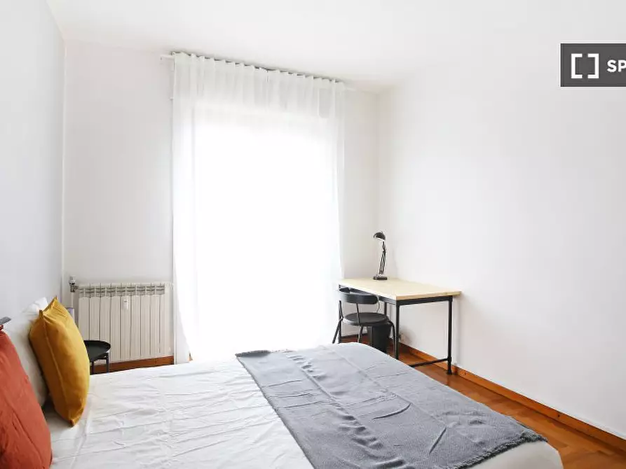 Immagine 2 di Camera condivisa in affitto  in Via Bolama a Milano